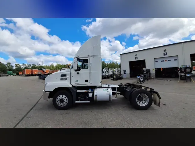 2020 Mack Anthem745d28c3723b33fc5d54a7b9870238a5