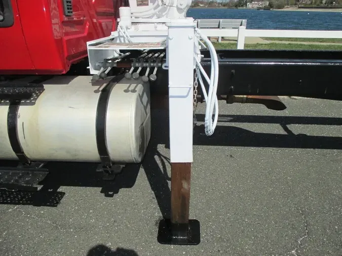 2015 INTERNATIONAL 4300