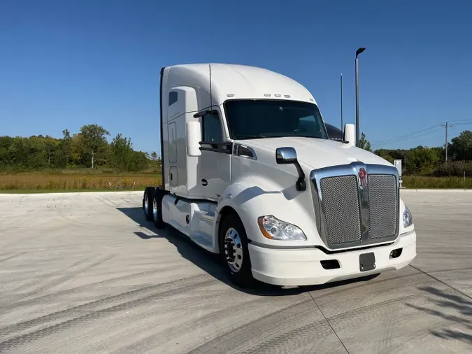 2021 Kenworth T680