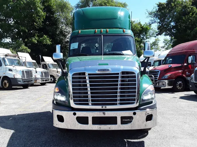 2017 FREIGHTLINER/MERCEDES CASCADIA 125