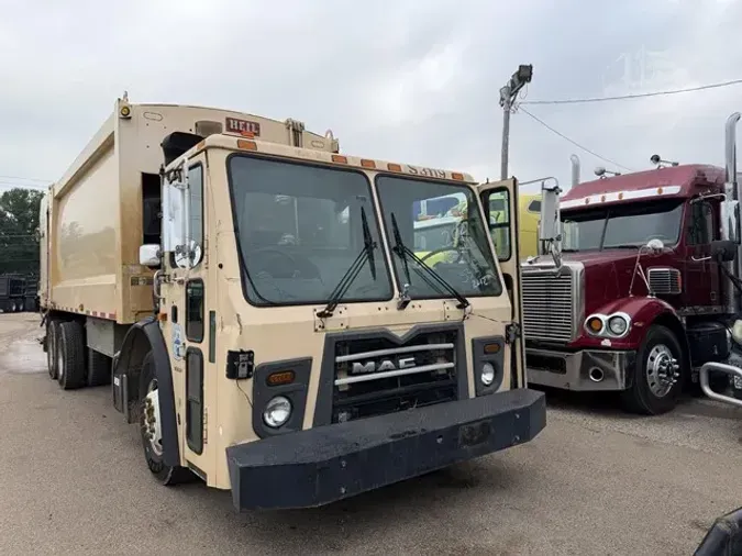 2012 MACK LEU6137462fa3870d1a74592a920be1c772ad6