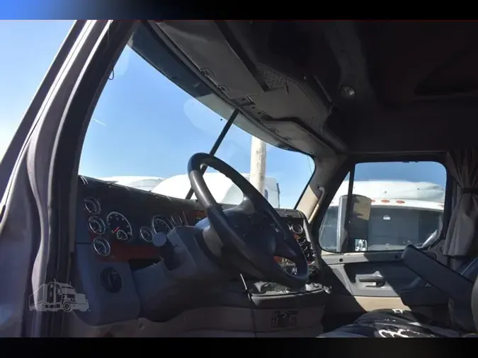 2015 FREIGHTLINER CASCADIA 125