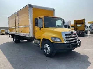 2019 HINO TRUCK 268