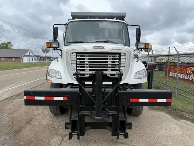 2012 FREIGHTLINER BUSINESS CLASS M2 112