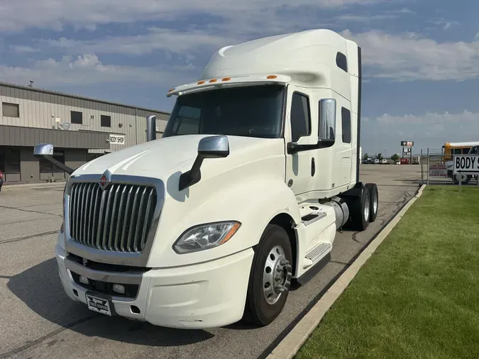 2019 International LT625