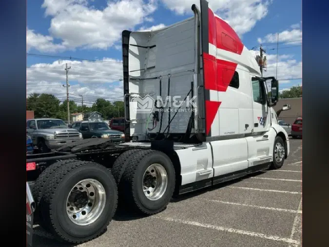 2023 VOLVO VNL64T760