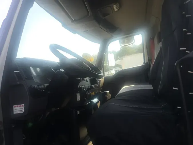2020 NAVISTAR INTERNATIONAL MV607 (4X2)