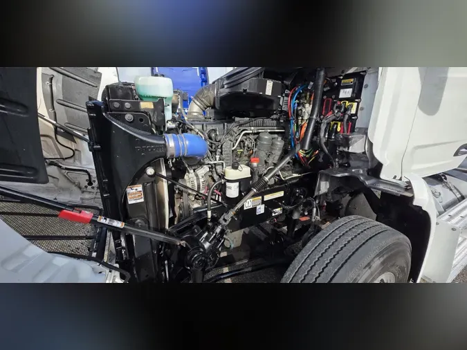 2023 Peterbilt 5677482f05ea59e8ba223e910038bdee0e4