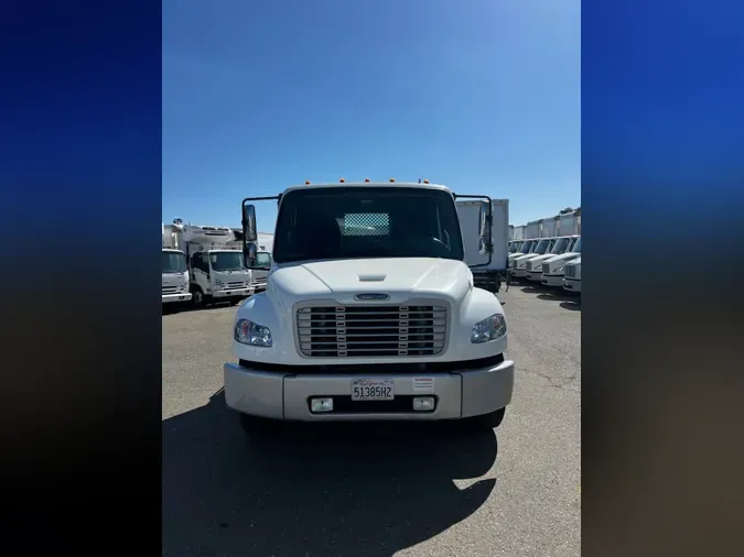 2018 FREIGHTLINER M2 106