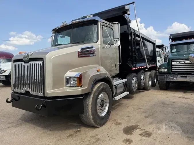 2015 WESTERN STAR 4700748e0d413a526afff03573715bce9aa0