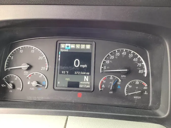 2021 Freightliner Cascadia 126