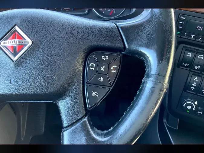 2021 INT LT625 6x4