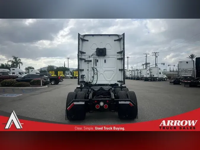 2023 FREIGHTLINER CA126