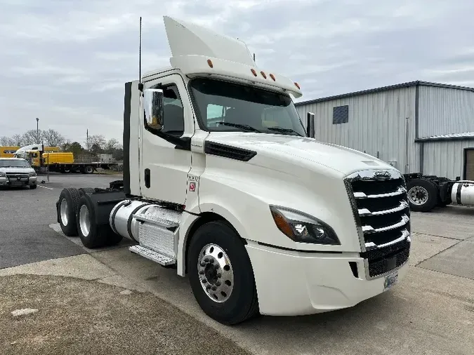 2019 Freightliner T12664ST7492f65f33056adc2cf1fa542c502ccc