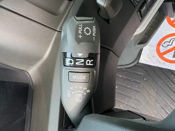 2027 VOLVO TRUCK VNL64TV04