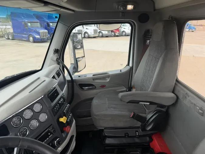 2021 Peterbilt 57974980e5f7c1f05ceadaf2bf00af1c15e