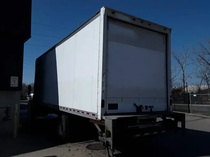 2019 FREIGHTLINER/MERCEDES M2 106