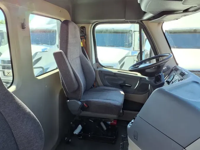 2018 FREIGHTLINER CASCADIA 125