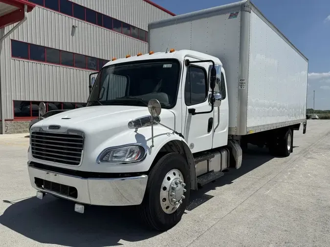 2023 Freightliner M2 106