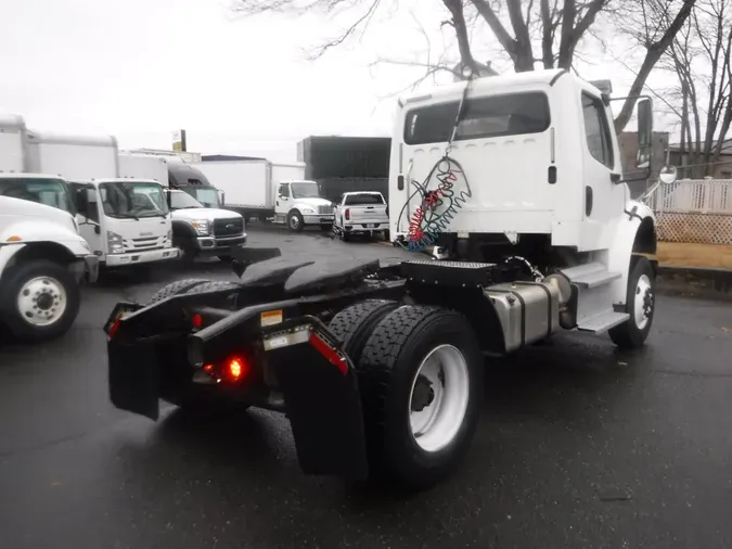 2016 FREIGHTLINER/MERCEDES M2 106