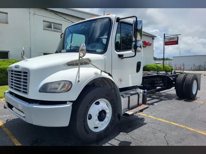 2017 FREIGHTLINER M2 10674a560df2563c6c6ce6f14b29ba98495