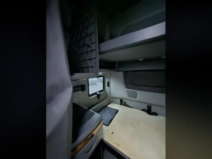 2022 International LT625