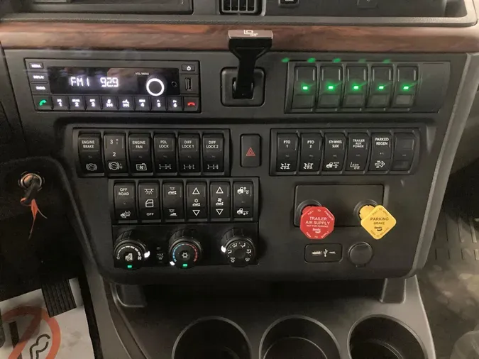 2026 International HX520