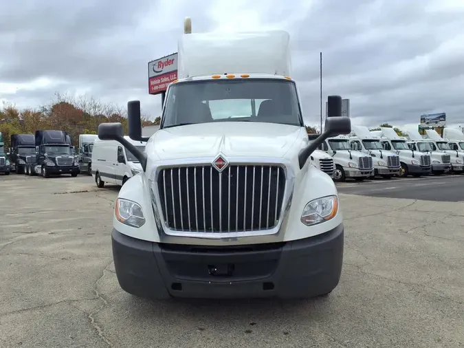 2021 NAVISTAR INTERNATIONAL LT625 DAYCAB S/A