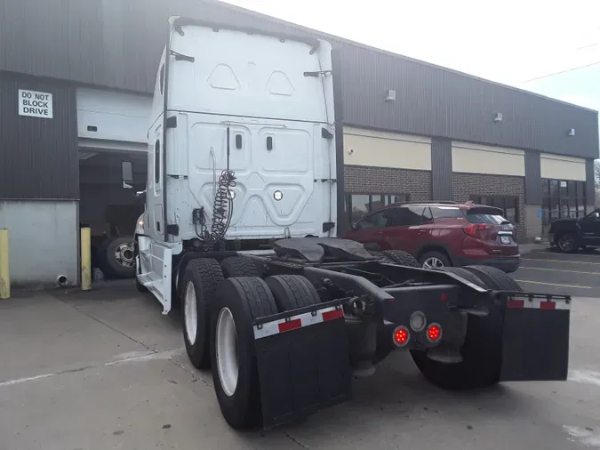 2020 FREIGHTLINER/MERCEDES CASCADIA 125