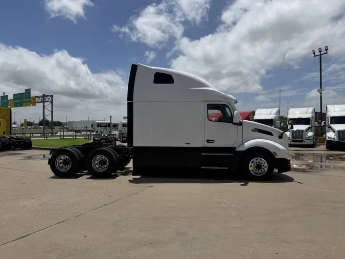 2022 Peterbilt 579