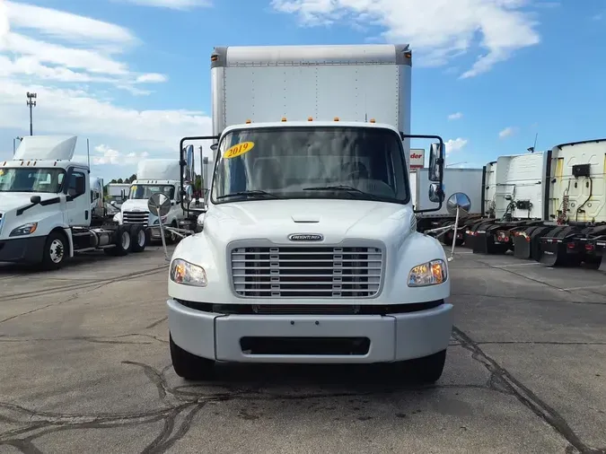 2019 FREIGHTLINER M2 106