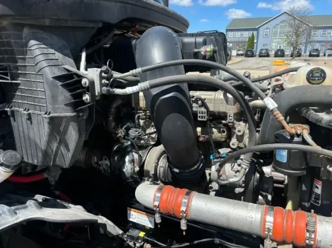 2022 Freightliner New Cascadia 126