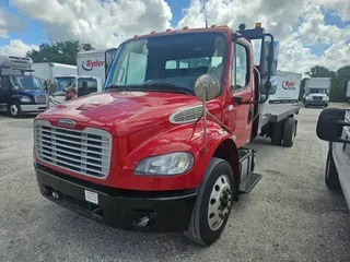 2018 FREIGHTLINER M2 106