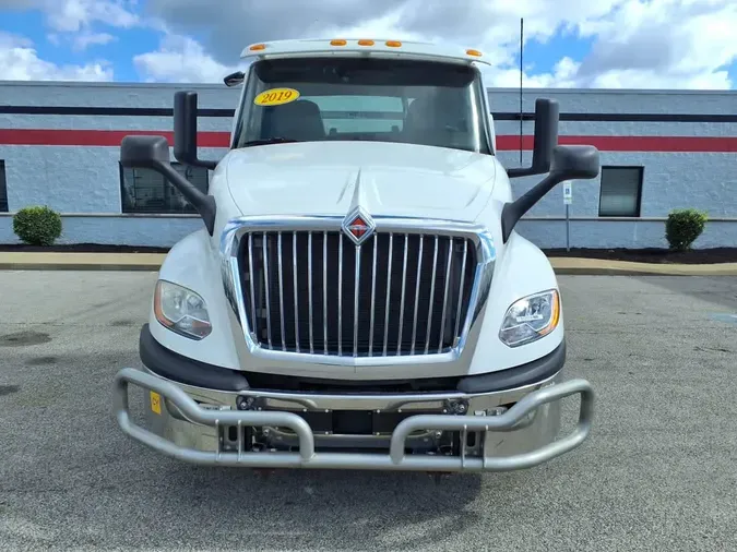 2019 NAVISTAR INTERNATIONAL LT625 DAYCAB T/A74cb7c9654f5b99321de9b5ef2243d7e