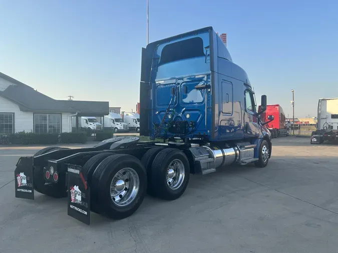 2020 Freightliner Cascadia