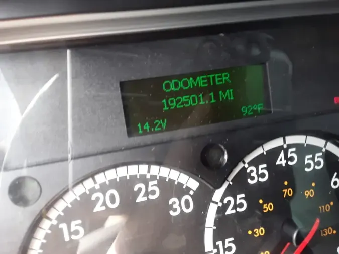 2020 FREIGHTLINER M2 106