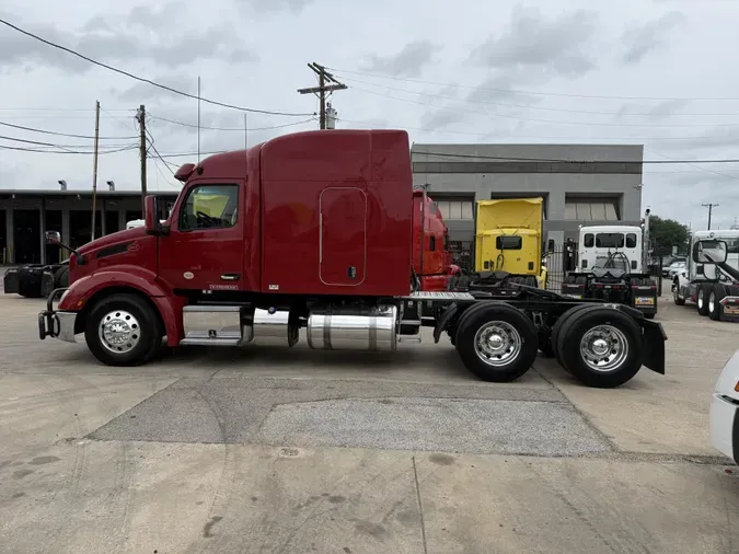 2022 Peterbilt 579
