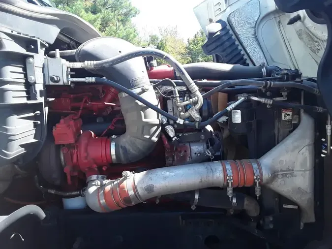 2020 FREIGHTLINER/MERCEDES CASCADIA 12574cfeff346a18c36d7215c475827a773