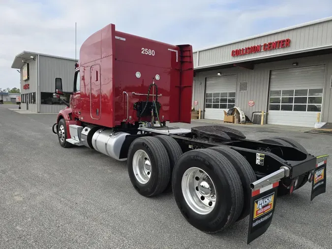2022 Peterbilt 579