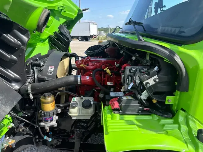 2020 FREIGHTLINER/MERCEDES M2 106