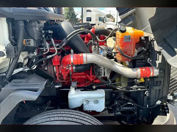 2022 INT LT625 6x4
