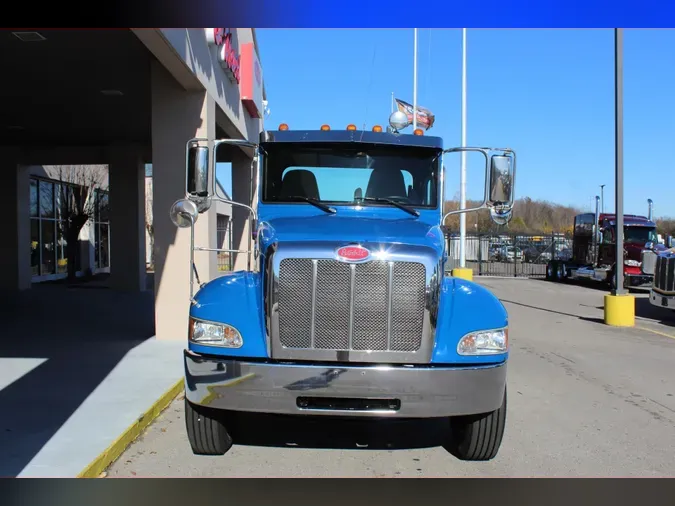 2021 Peterbilt 337