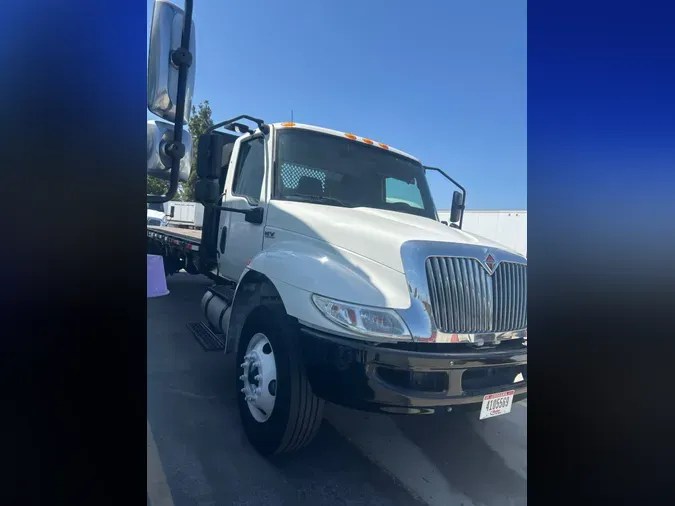 2021 NAVISTAR INTERNATIONAL MV607 (4X2)74d7ae2c62a68f1c7e9da5793768e8ff