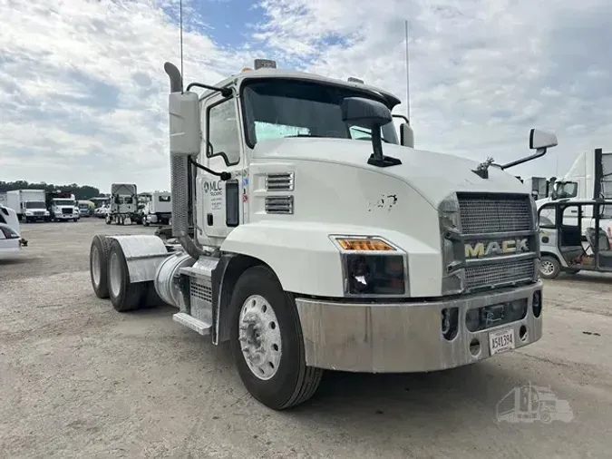 2019 MACK ANTHEM 64T