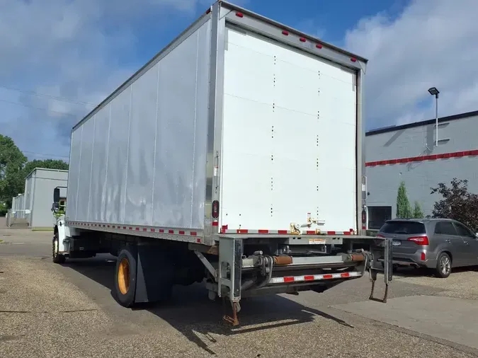 2019 FREIGHTLINER M2 106