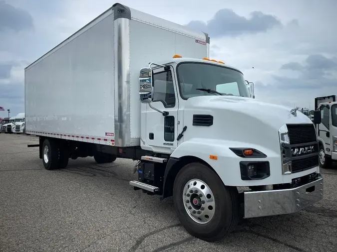 2026 MACK MD MD6