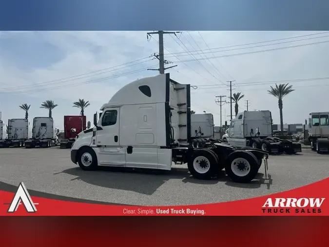 2020 FREIGHTLINER CA126