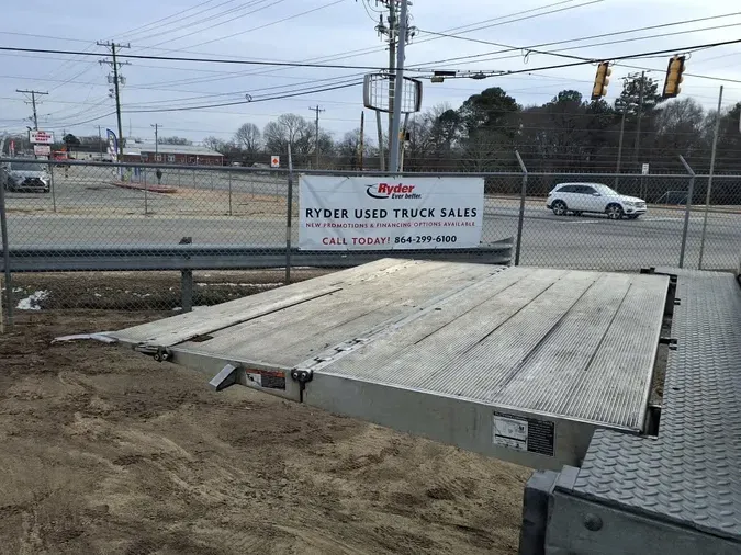 2019 NAVISTAR INTERNATIONAL 4300