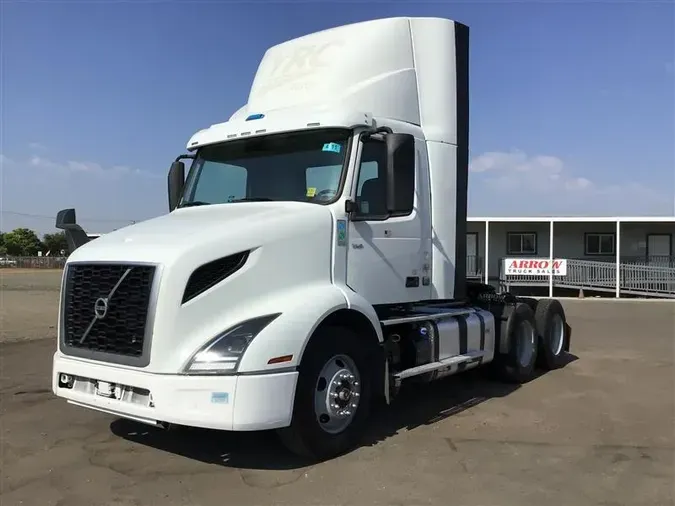 2020 VOLVO VNR30074ee6a96493a9e580e752135205b605c