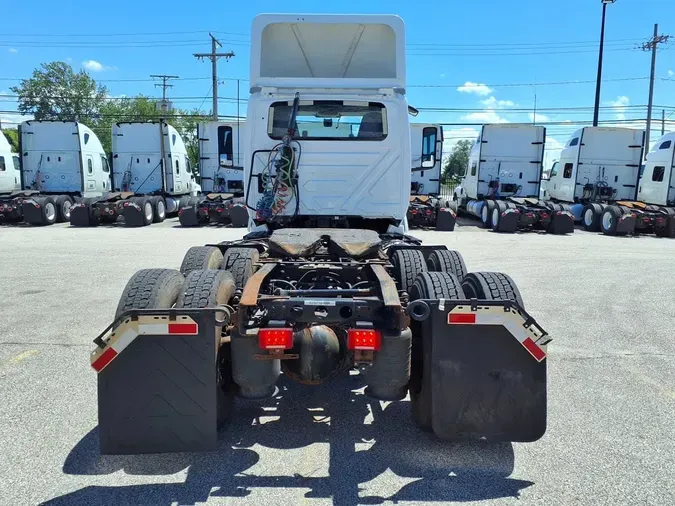 2019 NAVISTAR INTERNATIONAL LT625 DAYCAB T/A74ee8c7933d3c8162555b1b6bb15fb7b